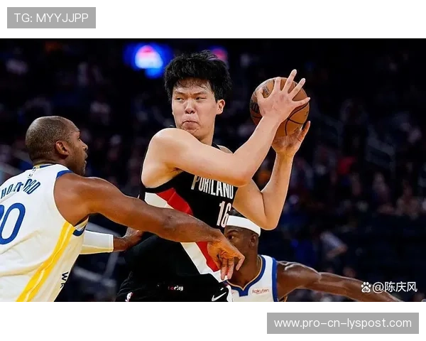 杨瀚森爆发暴走锋线震荡:新时代篮球的完美演绎